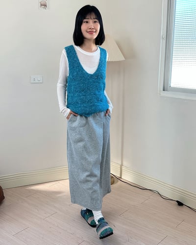 質感V領鉤織背心-藍4