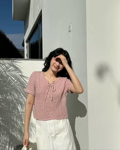 香頌圓領排釦針織衫-粉4