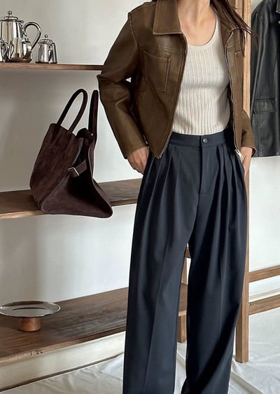 U領質感坑條針織衫3