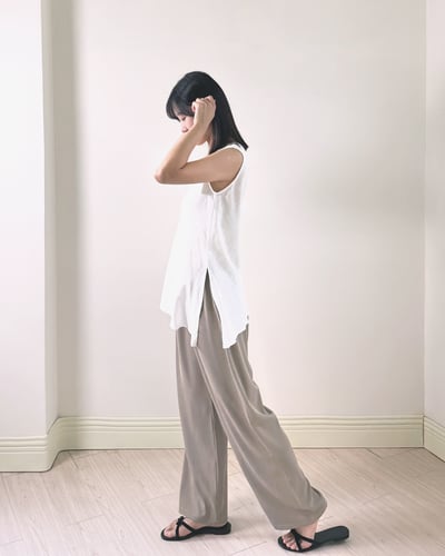 設計款不規則剪裁上衣4