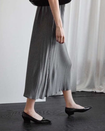 流動壓褶洋裝-灰4