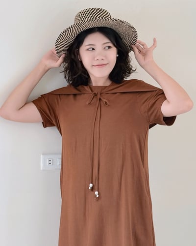 南法純色層次洋裝-咖5