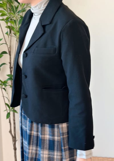 毛呢短版西裝外套7