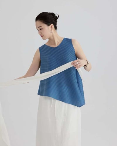 不對稱壓褶無袖上衣-藍4