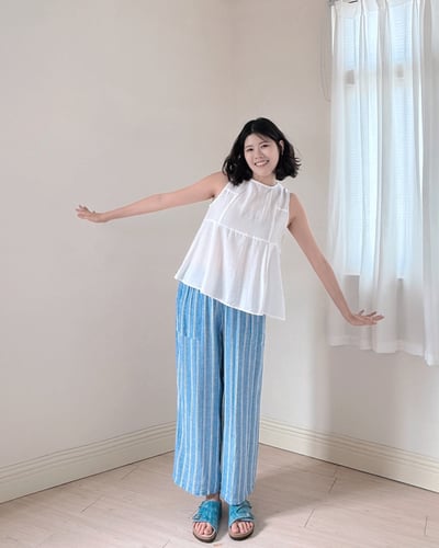 法式剪裁無袖上衣-杏5