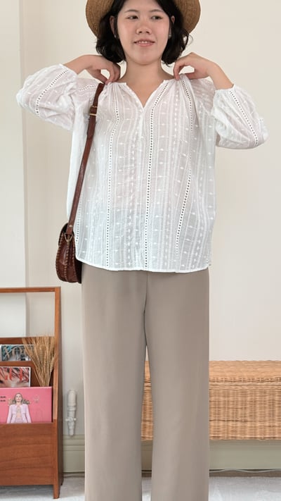 布蕾絲鏤空上衣5