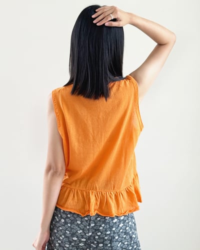 亞麻柔褶傘擺上衣4