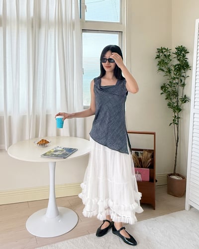 設計款不規則剪裁上衣2