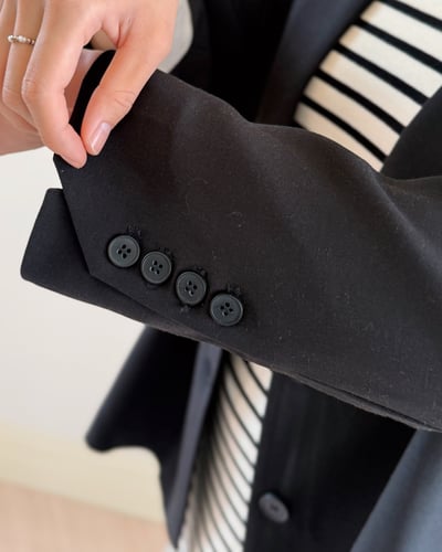 撞色毛邊寬版西外6