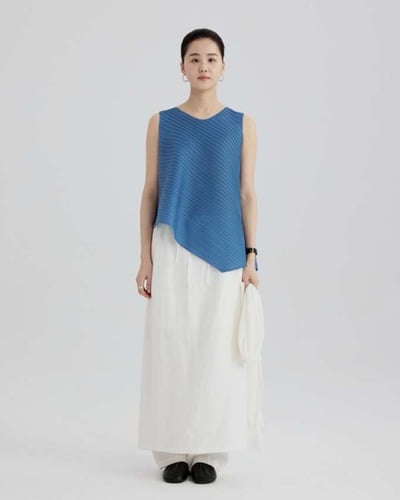 不對稱壓褶無袖上衣-藍2