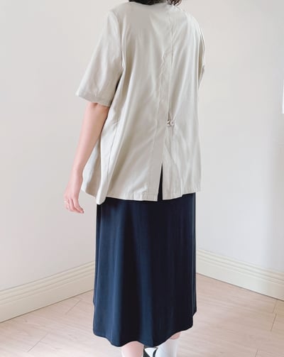 亞麻後扣抗皺薄料西外7