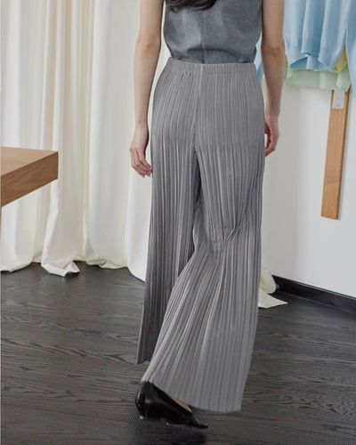 流動壓褶鬆緊褲-灰5