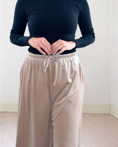 絲絨抽繩萬能褲-卡其3