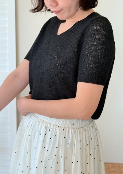 涼感V領針織上衣5