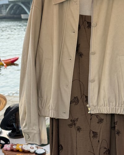 暮霧花朵吊帶洋裝-咖4