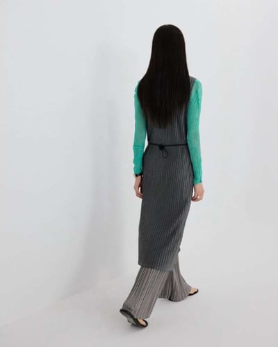 流動壓褶洋裝-灰3