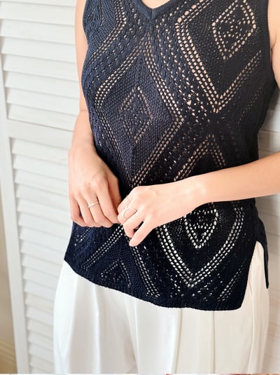 復古菱格針織上衣-藏青3