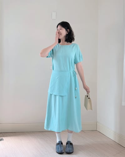 南法純色層次洋裝-藍5