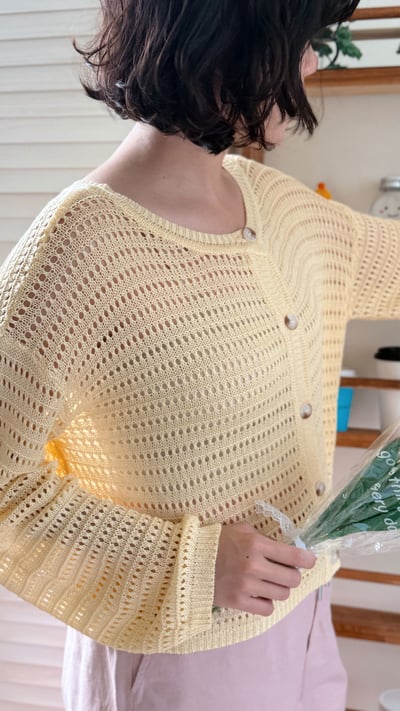 witharch法式前後穿扣衫-淡黃7