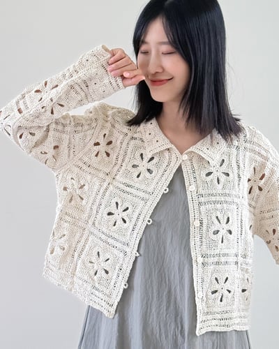 蕾絲刺繡翻領扣衫1