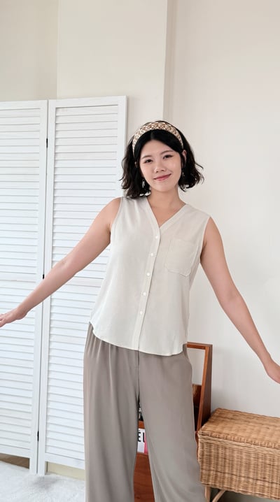 霧光V領美肩背心4