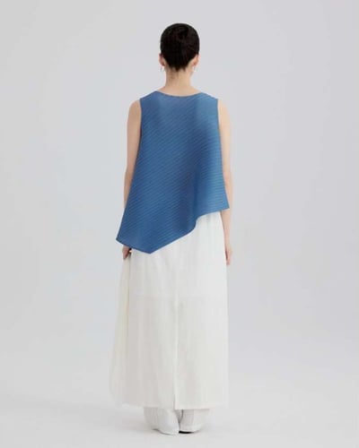 不對稱壓褶無袖上衣-藍3