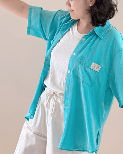 清爽藍色短袖襯衫1