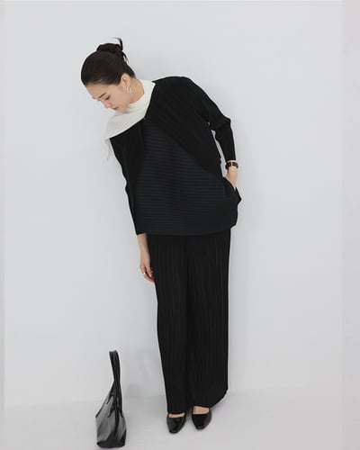 流動壓褶鬆緊褲-黑6