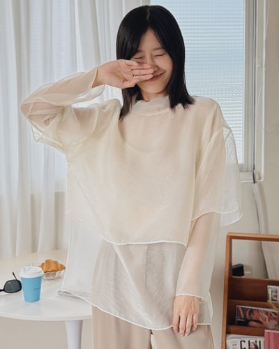 細緻綢紗剪裁上衣1