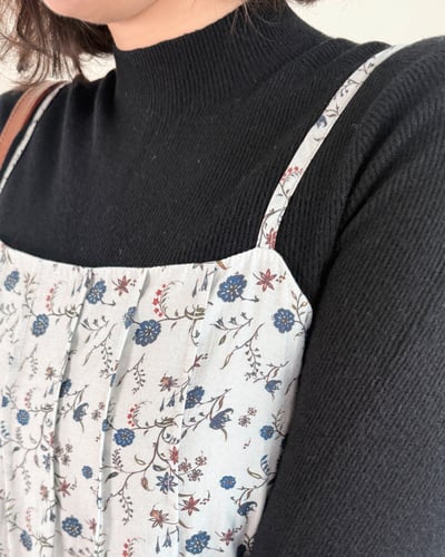 法式穗花吊帶洋裝-灰2