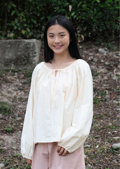 純棉抽繩褶皺上衣6