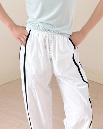 薄荷色薄款休閒長褲-杏6