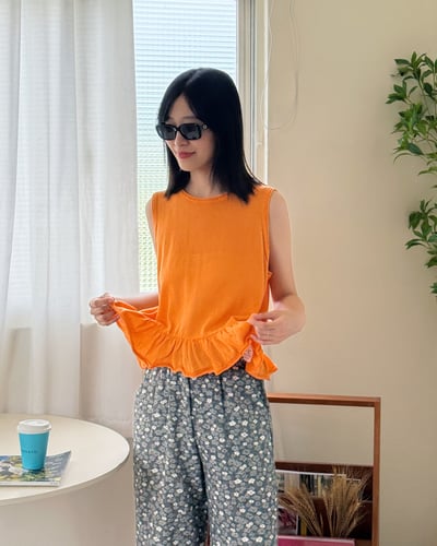 亞麻柔褶傘擺上衣3