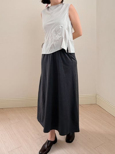 薄潤開衩造型背心6