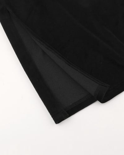 復古絲絨吊帶洋裝-黑5