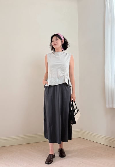 薄潤開衩造型背心5