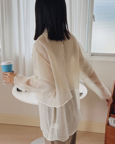 細緻綢紗剪裁上衣5