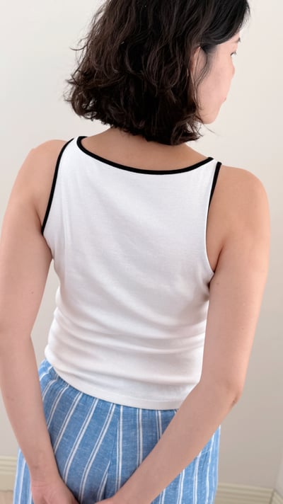 撞色寬領百搭背心-杏5