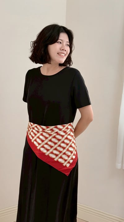 漫步純色後扭結洋裝7