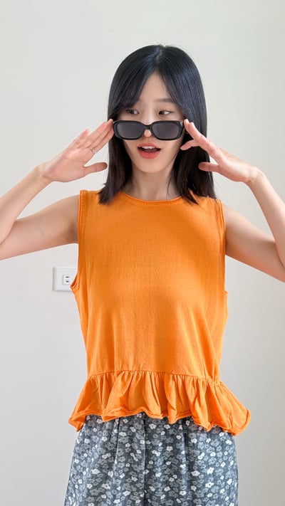 亞麻柔褶傘擺上衣5