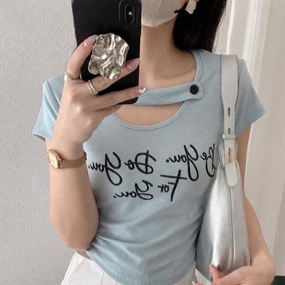 U領鏤空字母 短袖T恤 墊肩修身短T 百搭休閒女裝 韓系上衣 夏季穿搭 顯瘦T恤 n2650026