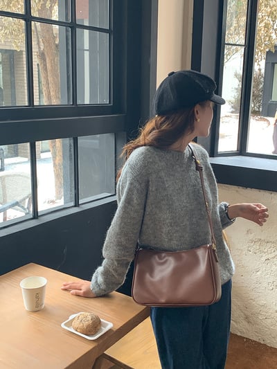 高級感 時尚百搭軟斜挎包 簡約質感 5121