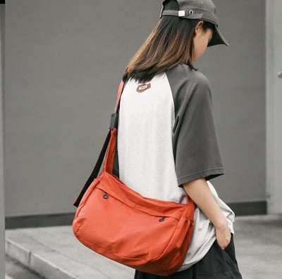 大容量單肩托特 休閒防水尼龍包 男女斜挎運動包 6051