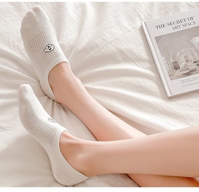 刺繡小狗~簡約黑白基礎款  透氣薄短隱形襪   671