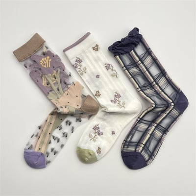 玻璃絲拼接花朵中筒襪 341