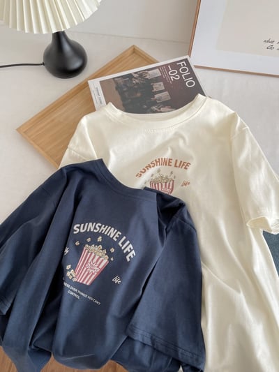 奶油杏色印花短袖T恤 女圓領寬鬆純棉 夏季薄款休閒上衣 韓版百搭 清新 氣質 時尚 潮流 n600078