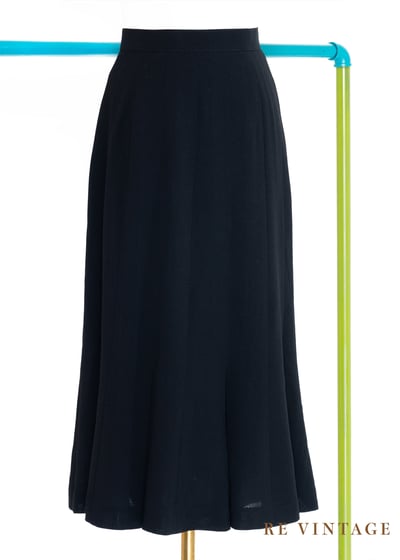 氣質單品- 黑色小魚尾質感及膝裙（23.5")9