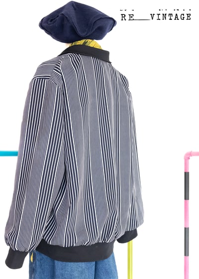 天天深藍線條薄款外套4