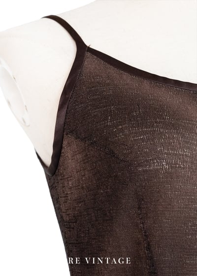 黑咖啡波紋立體拉花細肩帶長洋裝5