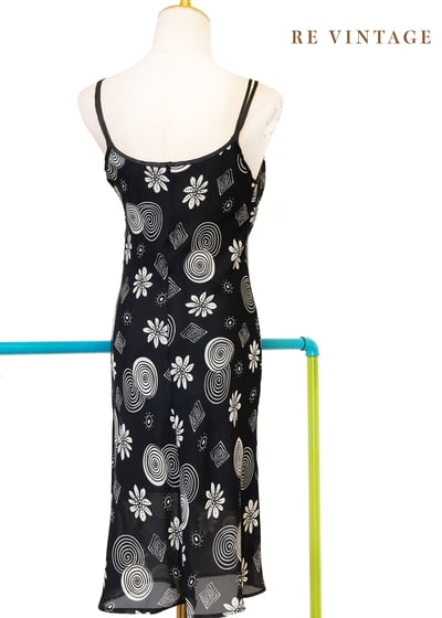 視覺迷宮圖騰細肩帶洋裝12